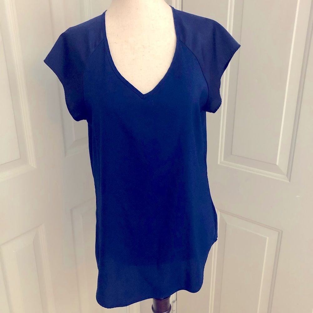 Limited dress top